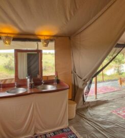OL PEJETA BUSH CAMP NANYUKI