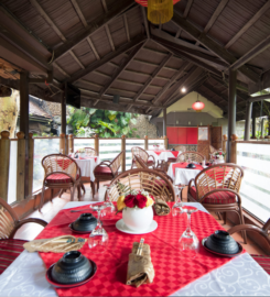 BONDS GARDEN RESTAURANT