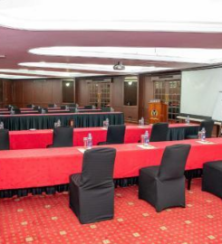 NAIROBI SAFARI CLUB