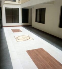 SKYLINE HOTEL & SUITES