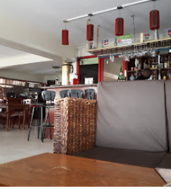 AVENUE SUITES