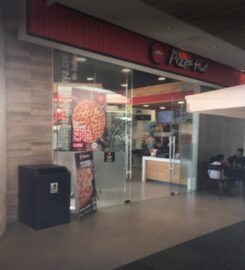 PIZZA HUT VILLAGE MARKET