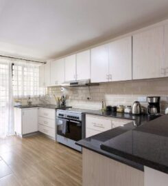 BELLE SUITES RIVERSIDE