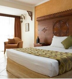 THE HERON HOTEL