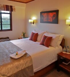 THE ARK LODGE