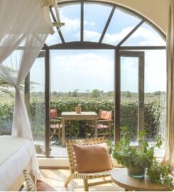 OLOLO SAFARI LODGE & FARM