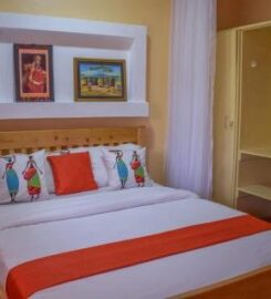AFRIKANA YARD COTTAGES