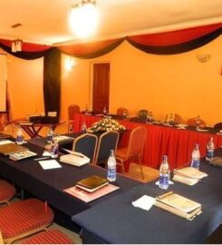 PARKVIEW SAFARI HOTEL & APARTMENTS