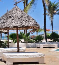 BARRACUDA RESORT HOMABAY