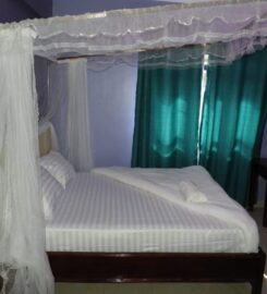 THE FLOMA GUEST HOUSE SIAYA