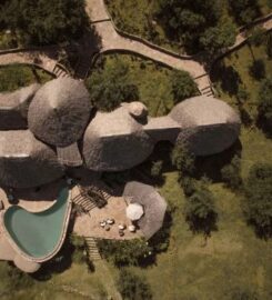 OLARRO LODGE AND PLAINS MASAI MARA