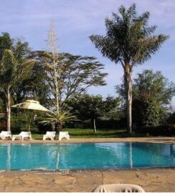 JACARANDA LAKE ELEMENTAITA LODGE